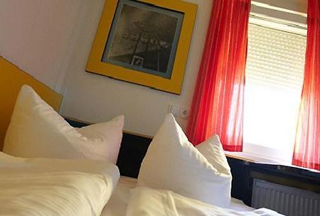 دتلباخ Motel Pelikan الغرفة الصورة